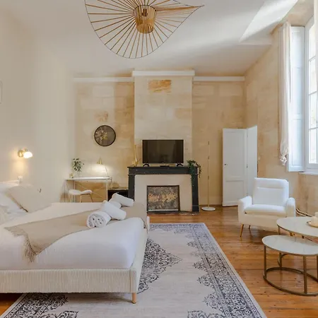 Le Nid Des Chartrons - Privee Elegante Au Coeur De Homestay *
