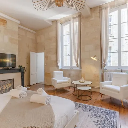 Le Nid Des Chartrons - Privee Elegante Au Coeur De Homestay