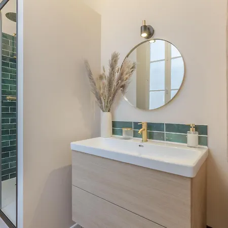 Quarto em Acomodações Particulares Le Nid Des Chartrons - Privee Elegante Au Coeur De Bordéus