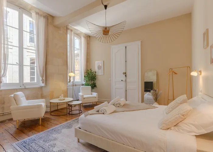 Quarto em Acomodações Particulares Le Nid Des Chartrons - Privee Elegante Au Coeur De *